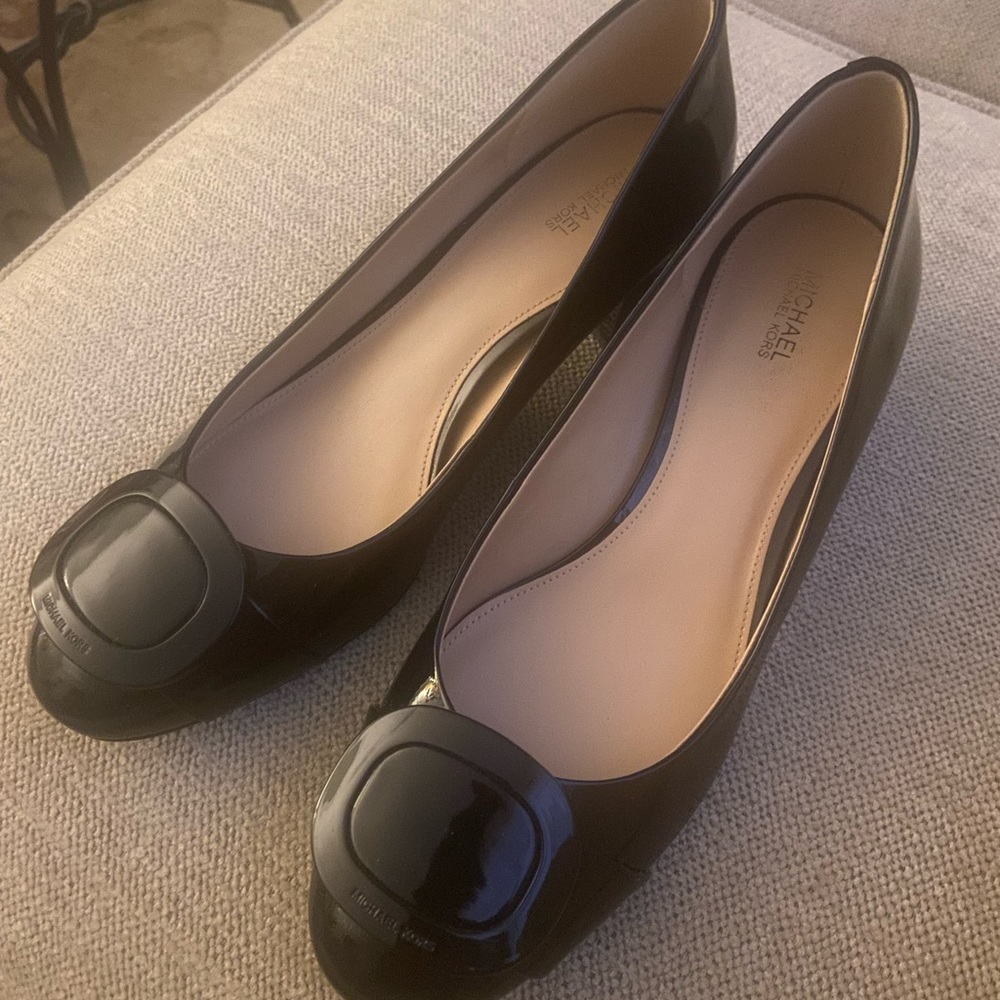 New Michael Kors patent leather chunky heels